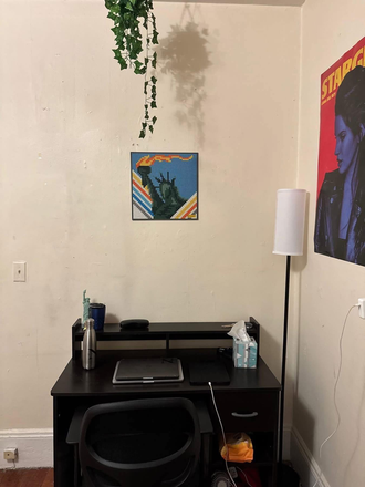 Bedroom - Private Room near Northeastern (January move-in) Apartments