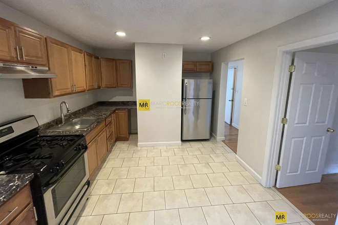 Call call or text Arezou at 617-584-7817 - 2 bed 1 bath close to Inman sq.!!! Available 9/1/2026 Apartments