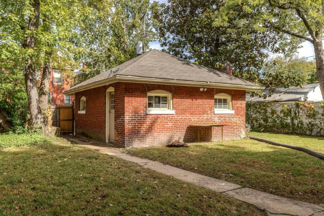 Garage - Waterman House