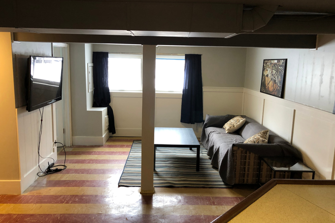 2nd living area with  tv - Fully Furnished, 2 Living Rooms, 2 Full Baths, 300 mb Verizon Fios and Free Laundry House