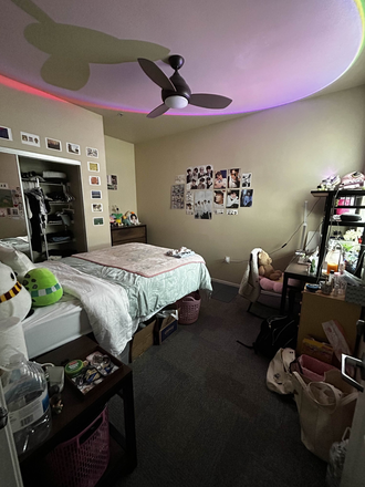 bedroom - Camino del Sol (summer session 2 and fall 2025, single bed close to bus stops and community center!)