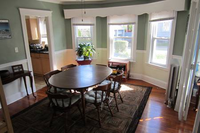 living room - Nice room for rent on Orchard Street Medford for June 2026! Apartments