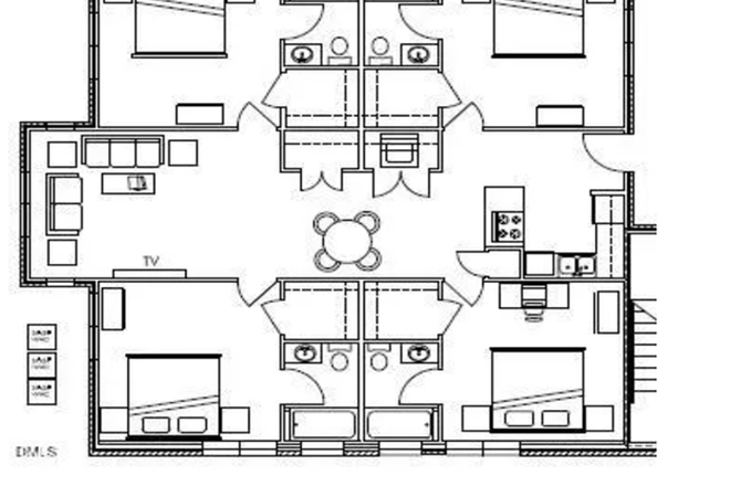 Floor Plan - University Oaks
