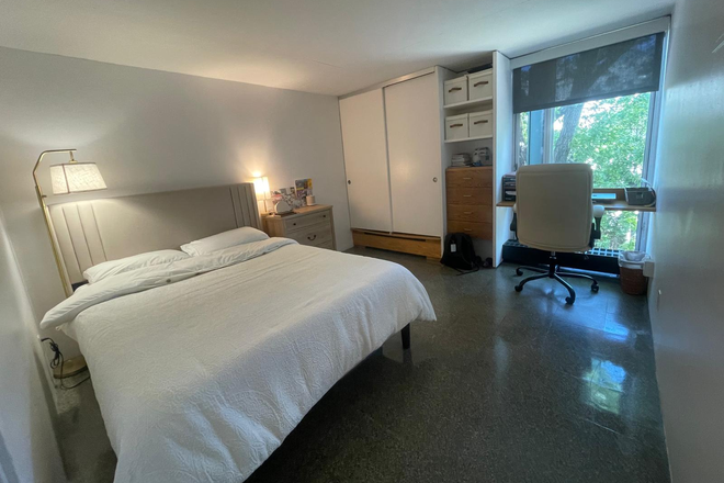 Bedroom - Peabody Terrace: ensuite room, Sep 2026-June 2027, close to campus and Charles River Apartments
