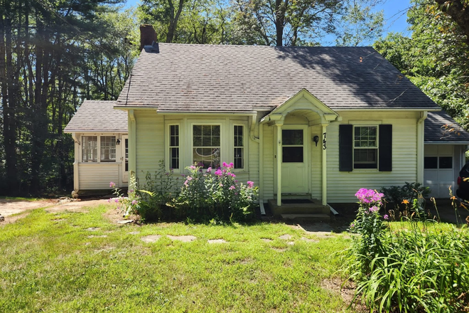Street View - Secluded house near Storrs campus