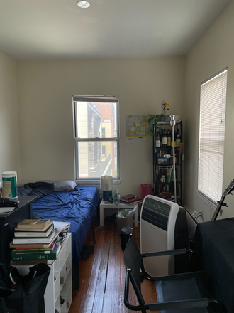 Bedroom - Summer Sublet 1 bedroom in 258 Beacon st Apartments