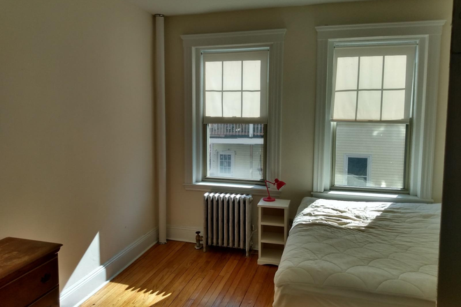 Bedroom - Room for Rent in 2 bedroom apt