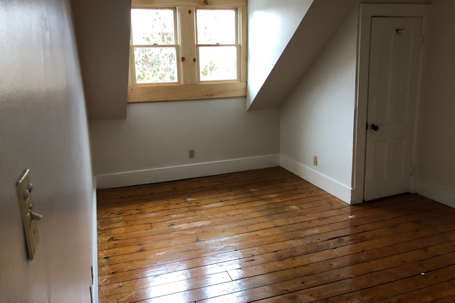Bedroom - One BRM in a 3 BRM Apartment for Sublet in Downtown Northampton
