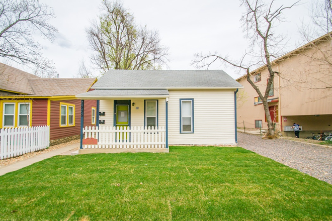 Photo - 1935 Goss St Apartments