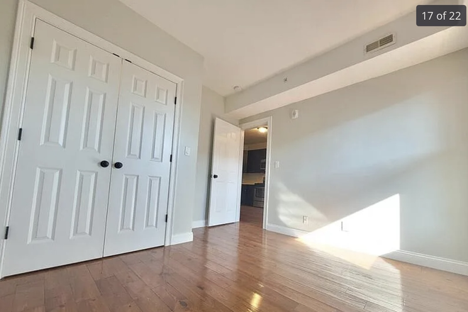 Bedroom 3 - Apartment Near Fields Corner T-Station (GROMA)