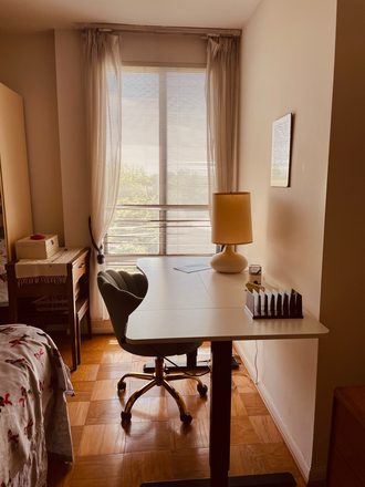 Adjustable desk - Charming Fully Furnished Master Bedroom with own Bathroom and Shower Duplex