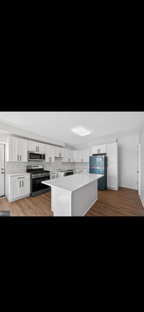 Kitchen - 389 E Hector Street Conshohcken PA Townhome