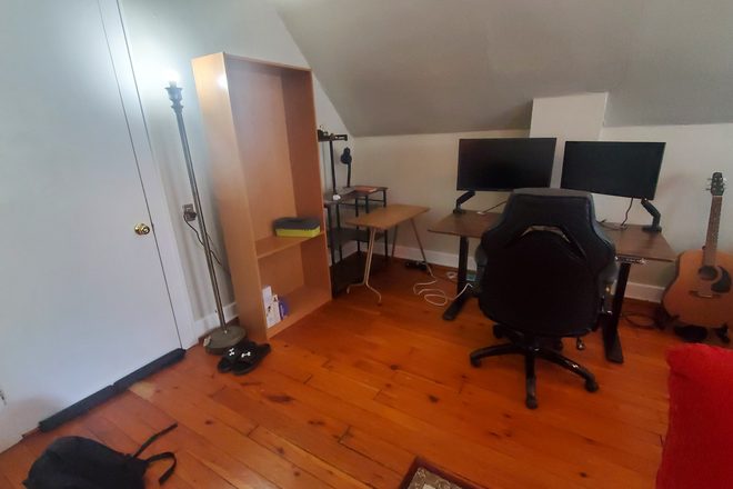 Different angles of the room - 1 Bedroom sublease in 2-bedroom on Bishop Street