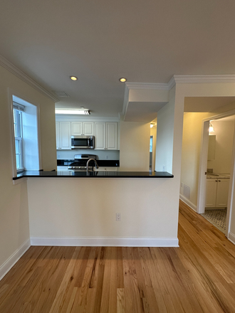 - - Renovated 3BR Apartment in Harvard Square – Available 06/01