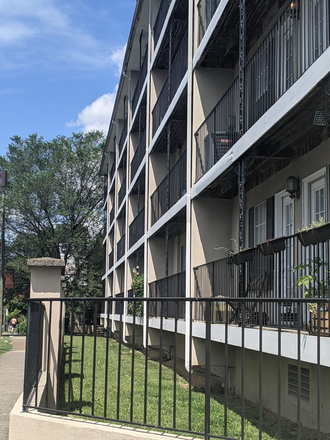 Exterior of building - The Quarters at Elliston Place Unit 207 Condo