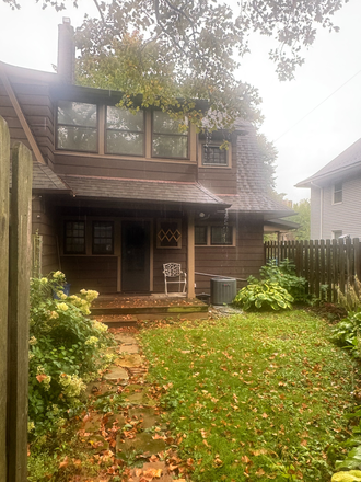 Back Entrance - Kenilworth Korner House