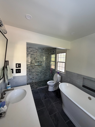 Master Bath - House 1 mile from campus off of Jamestown Road!