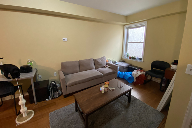 Living Room D - 1831 N. 18th St. Apartments