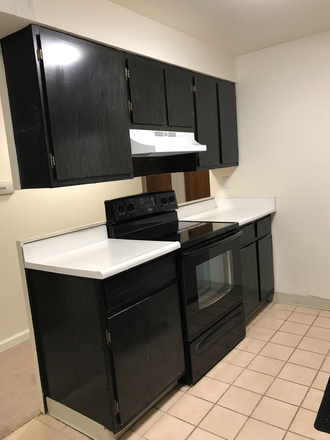 Kitchen - Silvertrees East Condos