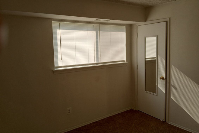Bedrooms - Frenchman's Creek Condominiums