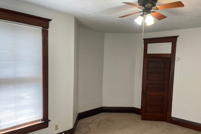 Living Room with large closet - room for desk and bed - ALL UTILITIES PAID, Efficiency, upper, Available August 15, 2026, $810 Apartments