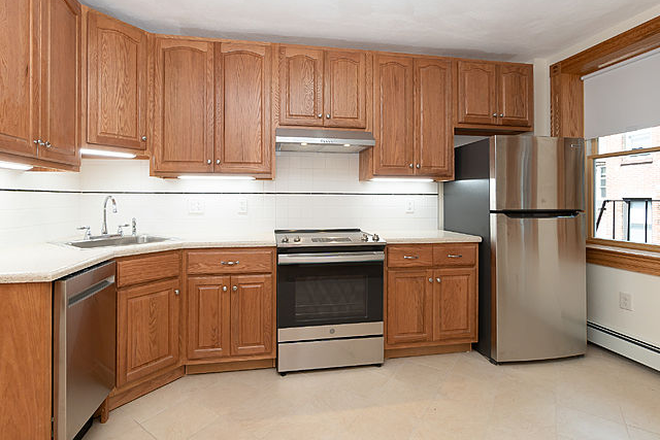 Kitchen - Garden St 2 Bed Beacon Hill Apartments