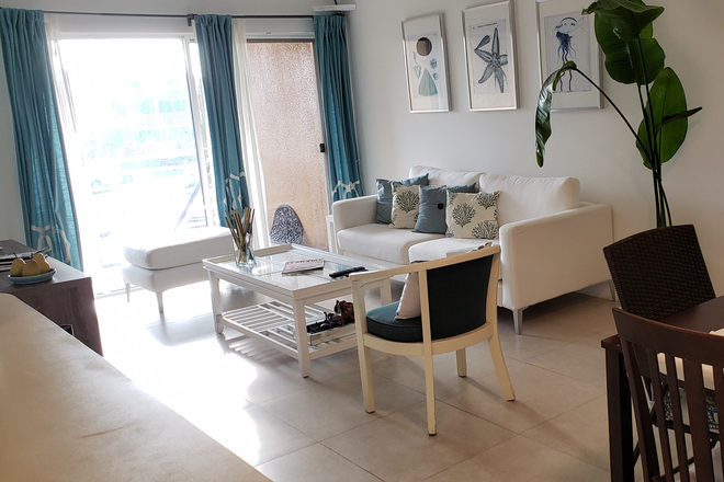 livingroom - MASTER ROOM FOR RENT NEAR FIU ,DORAL