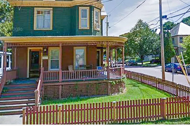 Exterior on N Willard - 2 Bedrooms Available for Sublet, 10 minute walk to campus House