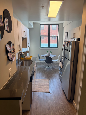 Kitchen - One bedroom in a Two Bedroom, Two Bath in the University View. Apartments