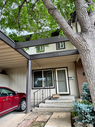 Front door - South Boulder near Fairview High School on Skip bus route directly to CU