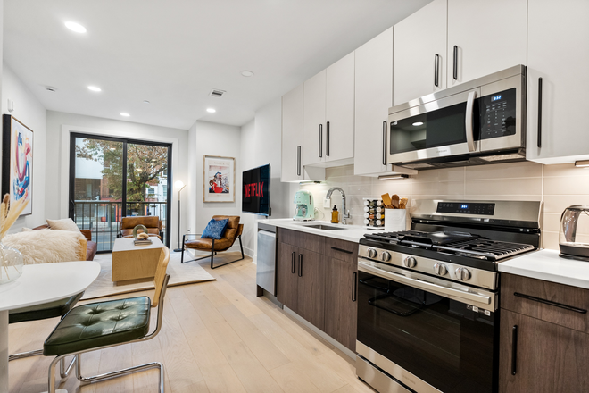 kitchecn - Turnkey| Move In ready|  Condo | Columbia Heights I New |