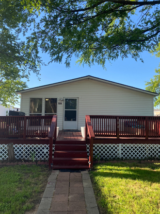 Outside - Oak Creek House