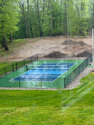 Pickleball Court - 3br - 1300ft - 3 Bedroom In Law Apartment in House for Rent