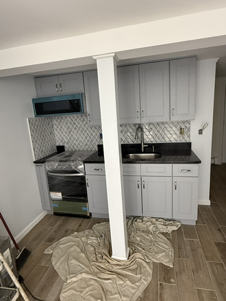 Kitchen - 1 Bedroom Apartment -Private entrance