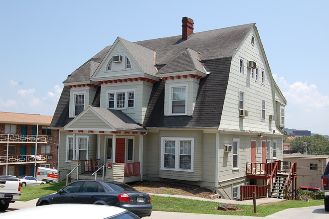 Street View - Studio Apartment in The Fort available in August!