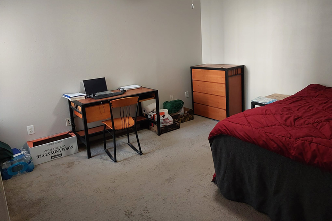 Bedroom - !! Sublease Available at Block 36 !! Apartments