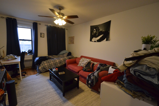 Bedroom - 2 Bed Available 9/1/26! *CONTACT NOAH 603-470-8181 Apartments