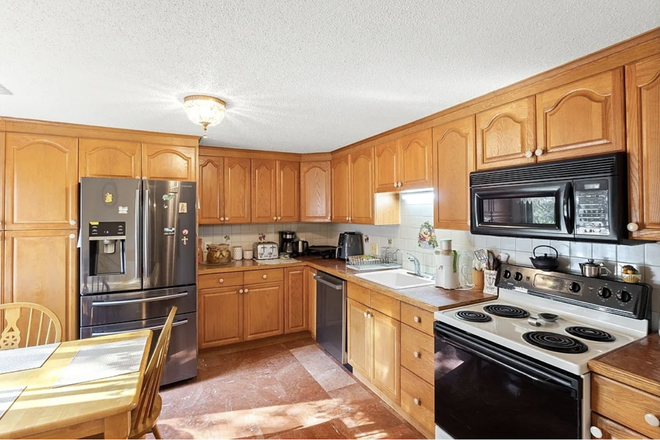 Kitchen includes new fridge, dishwasher, stove - Private 1bed/1bath - 7 min from Campus, Assembly Row Apartments