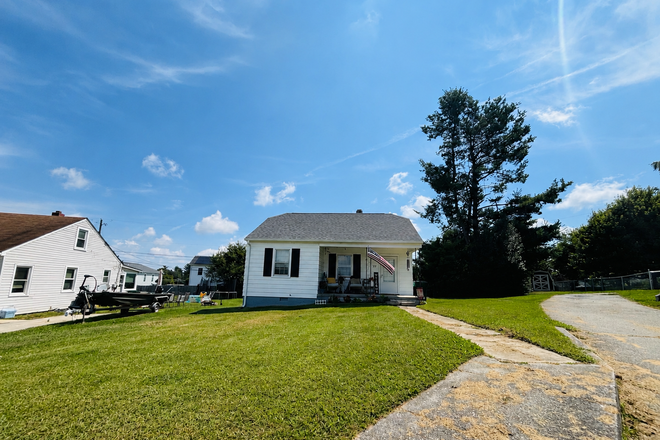  - 2 Bedroom, 1 Bath House