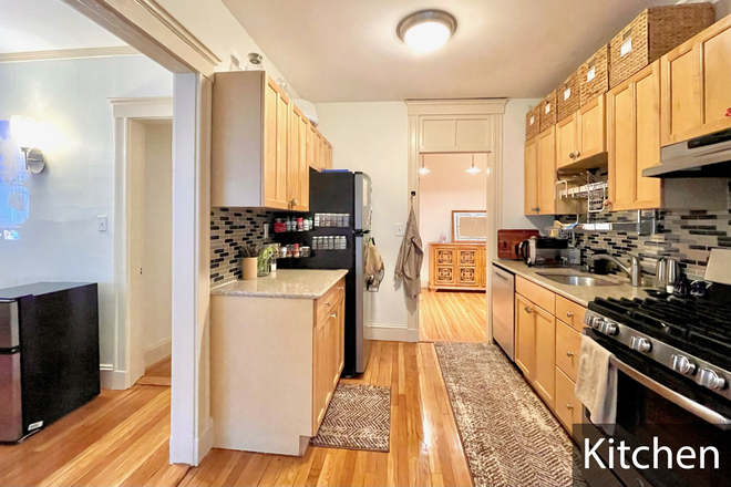 Kitchen - Brighton Green line Warren Street T Stop Apartments