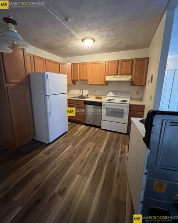 Kitchen - Newton 1 Bed Adams St Apartments