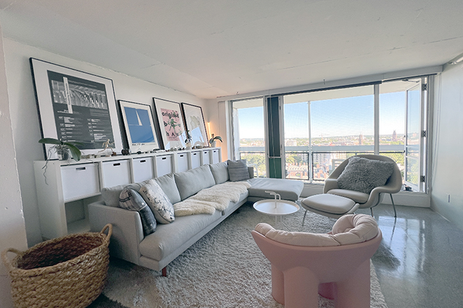 Lounge + Balcony - Wonderful Peabody Terrace Tower Apartment on Charles River with incredible views Cambridge