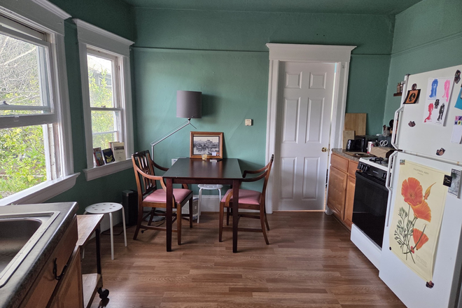 Kitchen and Dining - Summer Sublet | South Berkeley | May 15 – Aug 10, 2026