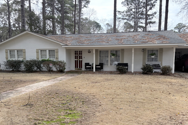 Street View - 2 Rooms Available completely renovated home-within 10 min to campus&Close to shopping, restaurants