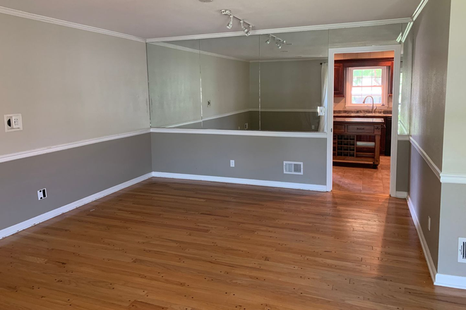  - 1991 Idlewood Drive - 3 bedroom 2 Bath house for rent