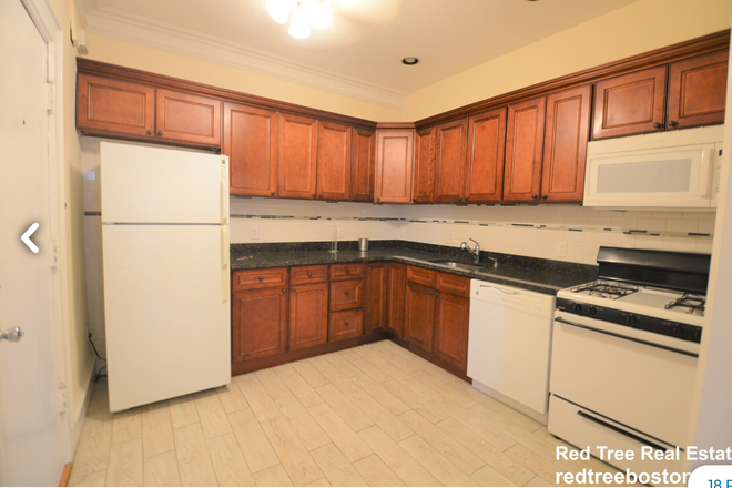 kitchen - apartment close to campus