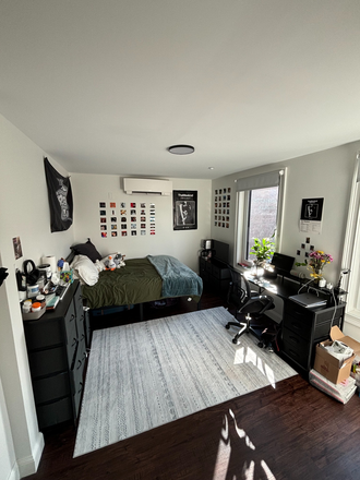 Bedroom - Bedroom Sublet in Modern Apartment 10 min from Campus