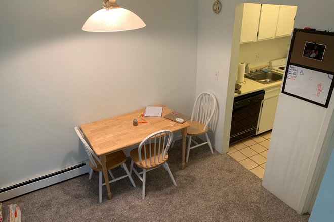 Living area - 1942  Canyon Apartments