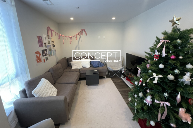 1065 Tremont St., #103 - [9.1.2026] High-end 5 beds 2 baths across NEU [No Broker FEE] Apartments