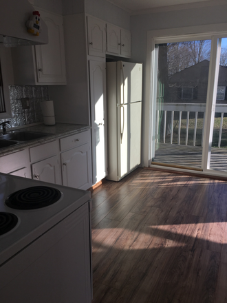 Deck - Small 1BR/1BA for short term rental in Leeds House